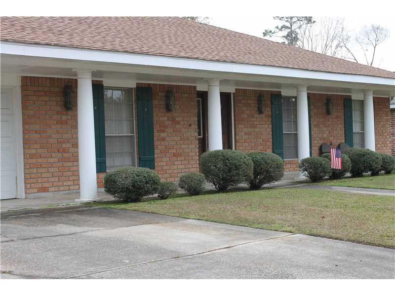 1110 Rue Calais Slidell, LA 70458 - Photo 2 of 24 Gallery Image 2