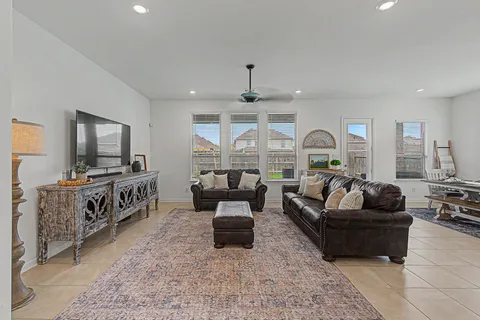 $375,000 | 3015 Velda May Drive, Richmond, TX 77406