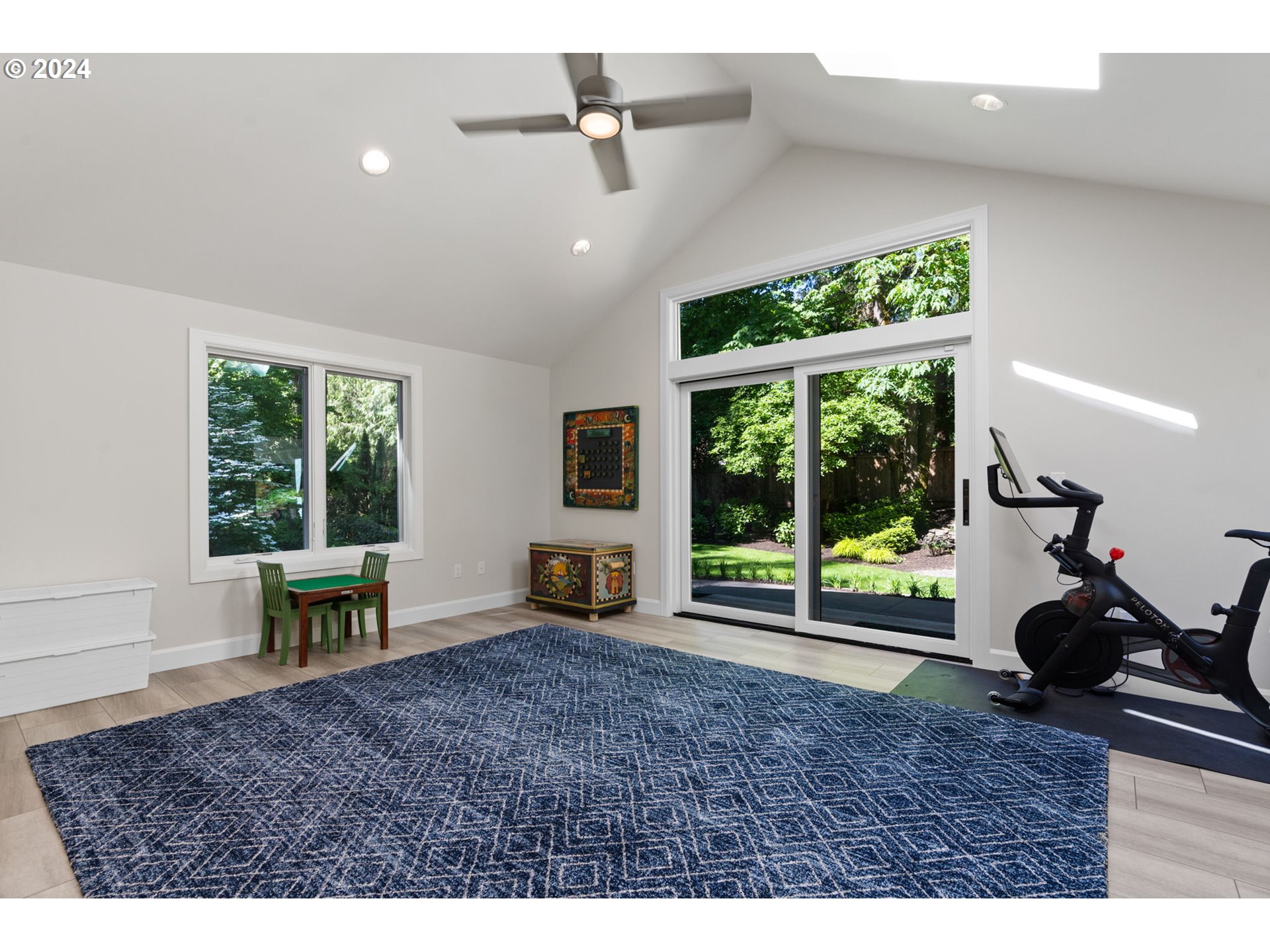 275 Southwest Birdshill Road Portland, OR 97219 - Photo 28 of 46 Gallery Image 28