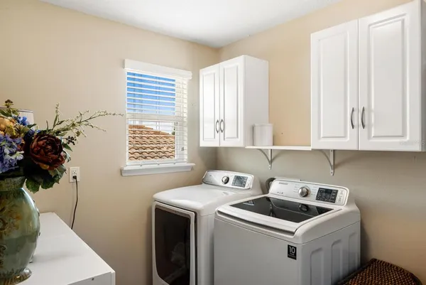 a view of utility room with washer and dryer