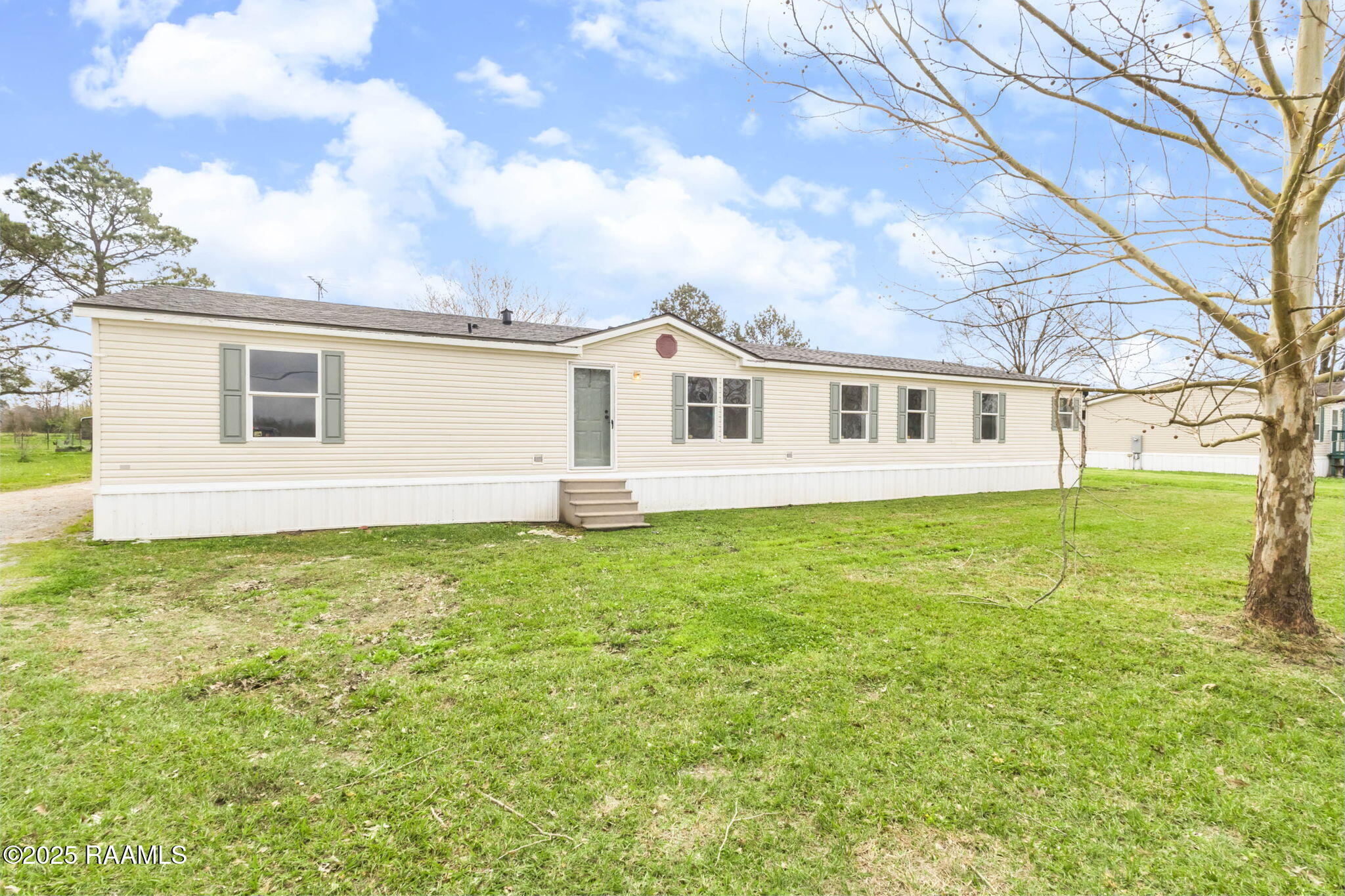 1-web-or-mls-201 Gourmet-23