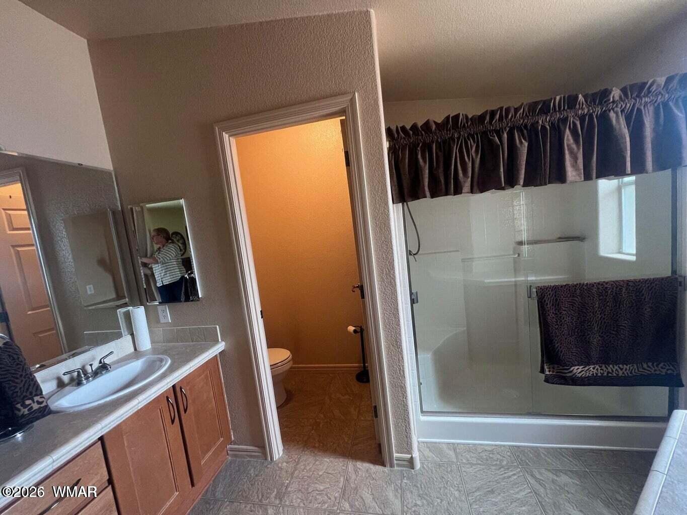 8312 Ridge Drive Show Low, AZ 85901 - Photo 19 of 49 20250801224239599130000000-o