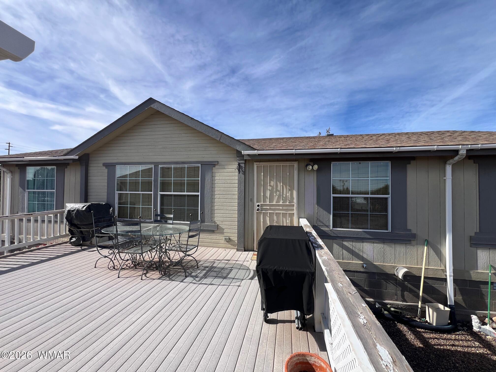 8312 Ridge Drive Show Low, AZ 85901 - Photo 2 of 49 IMG_5326
