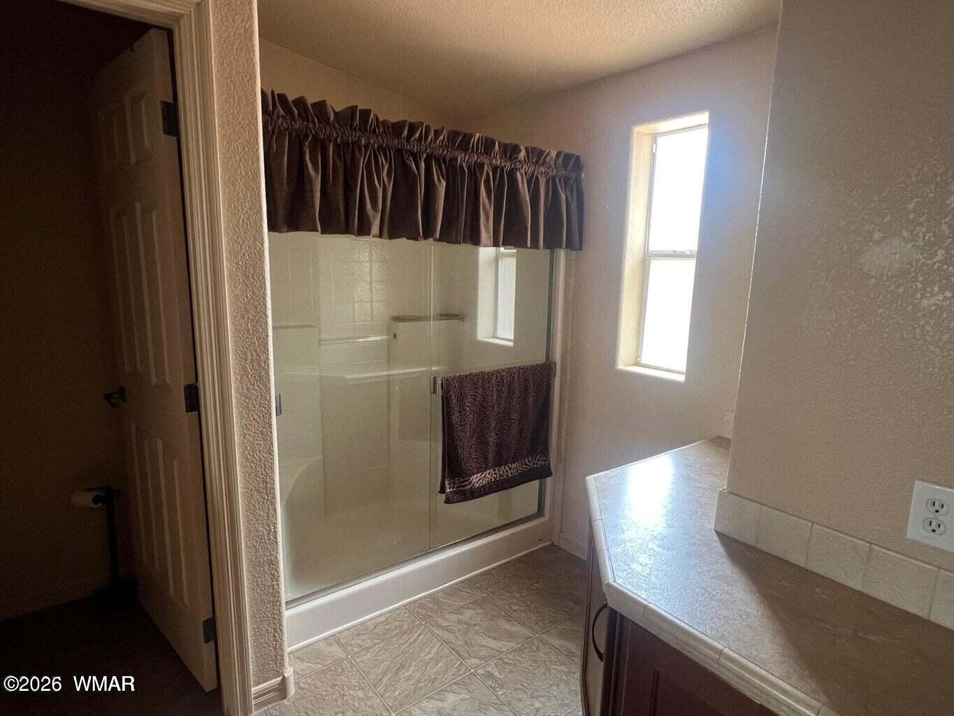 8312 Ridge Drive Show Low, AZ 85901 - Photo 21 of 49 20250801224242875590000000-o