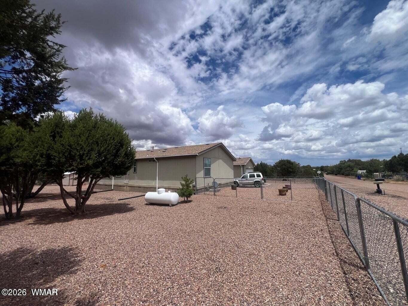 8312 Ridge Drive Show Low, AZ 85901 - Photo 29 of 49 20250801224143083592000000-o
