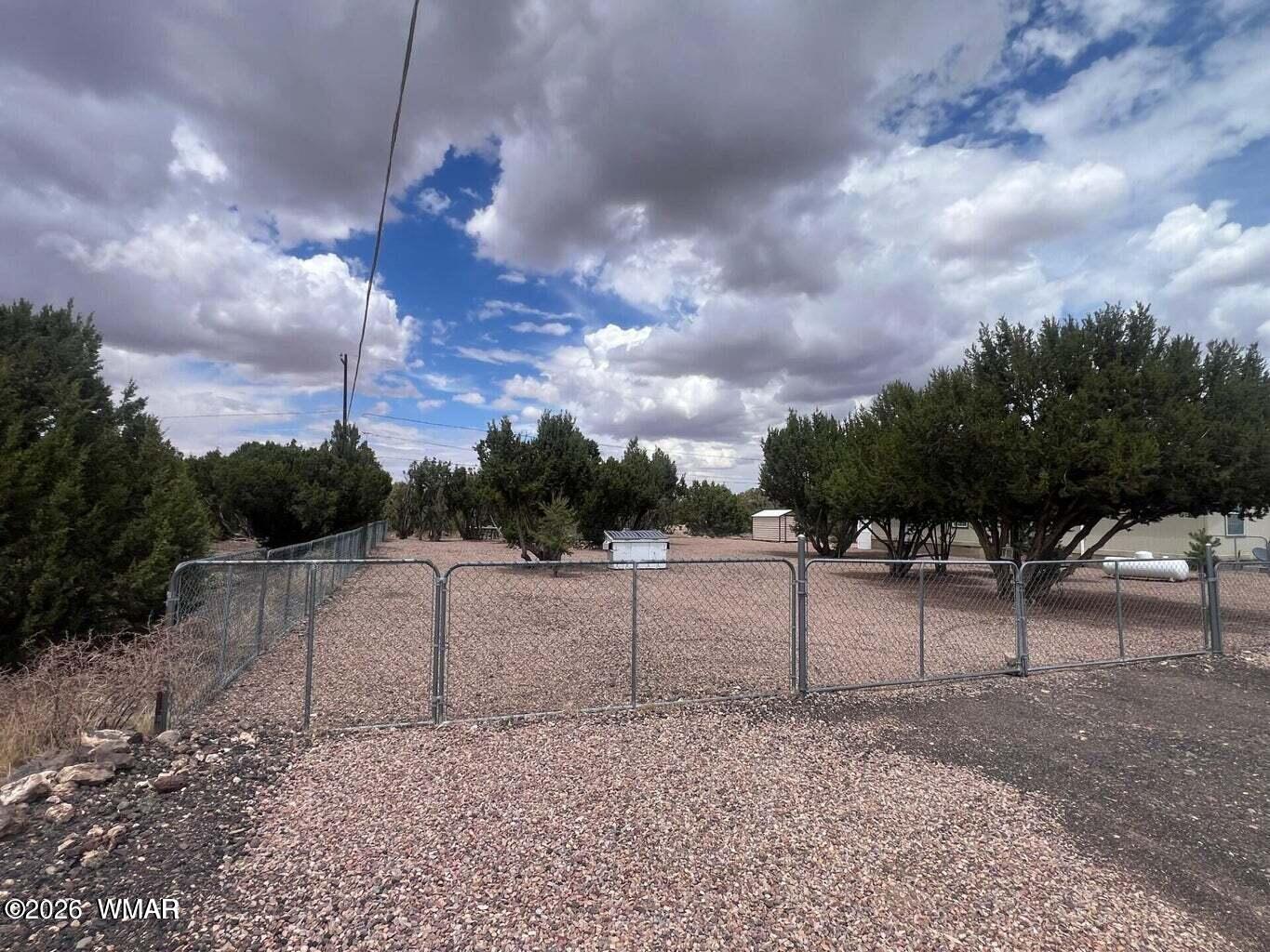 8312 Ridge Drive Show Low, AZ 85901 - Photo 44 of 49 20250801224254938440000000-o