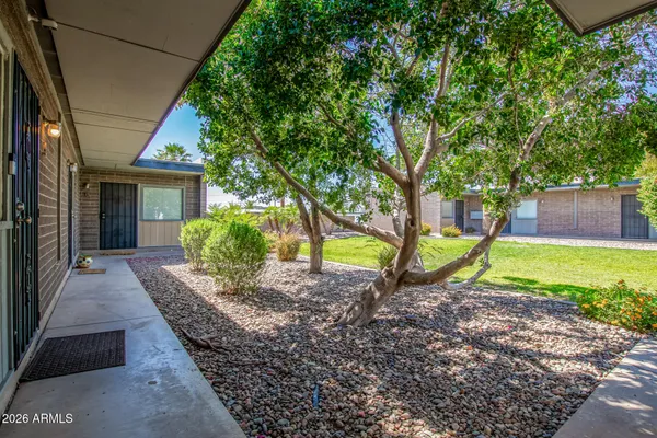 $1,095 | 1722 East Ocotillo Road, Unit 3, Phoenix, AZ 85016