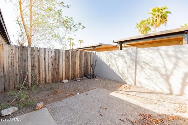 $1,095 | 1722 East Ocotillo Road, Unit 3, Phoenix, AZ 85016