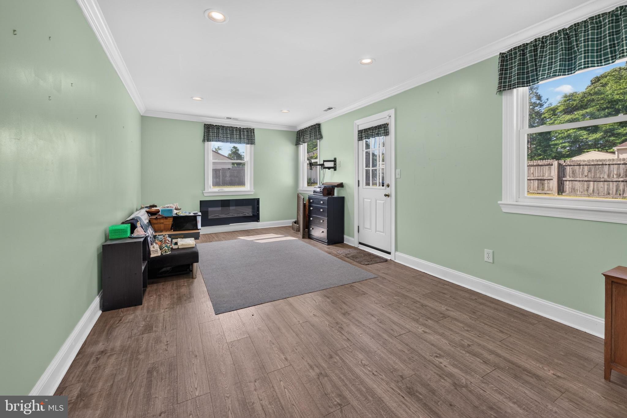 419 Hickory Lane Mount Laurel, NJ 08054 - Photo 10 of 21 Family Room