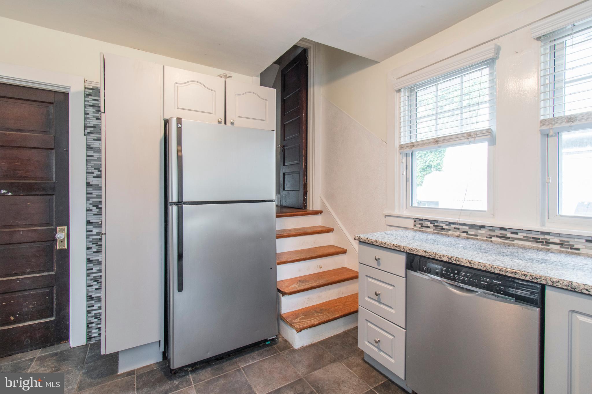33 Howellville Road Berwyn, PA 19312 - Photo 11 of 22