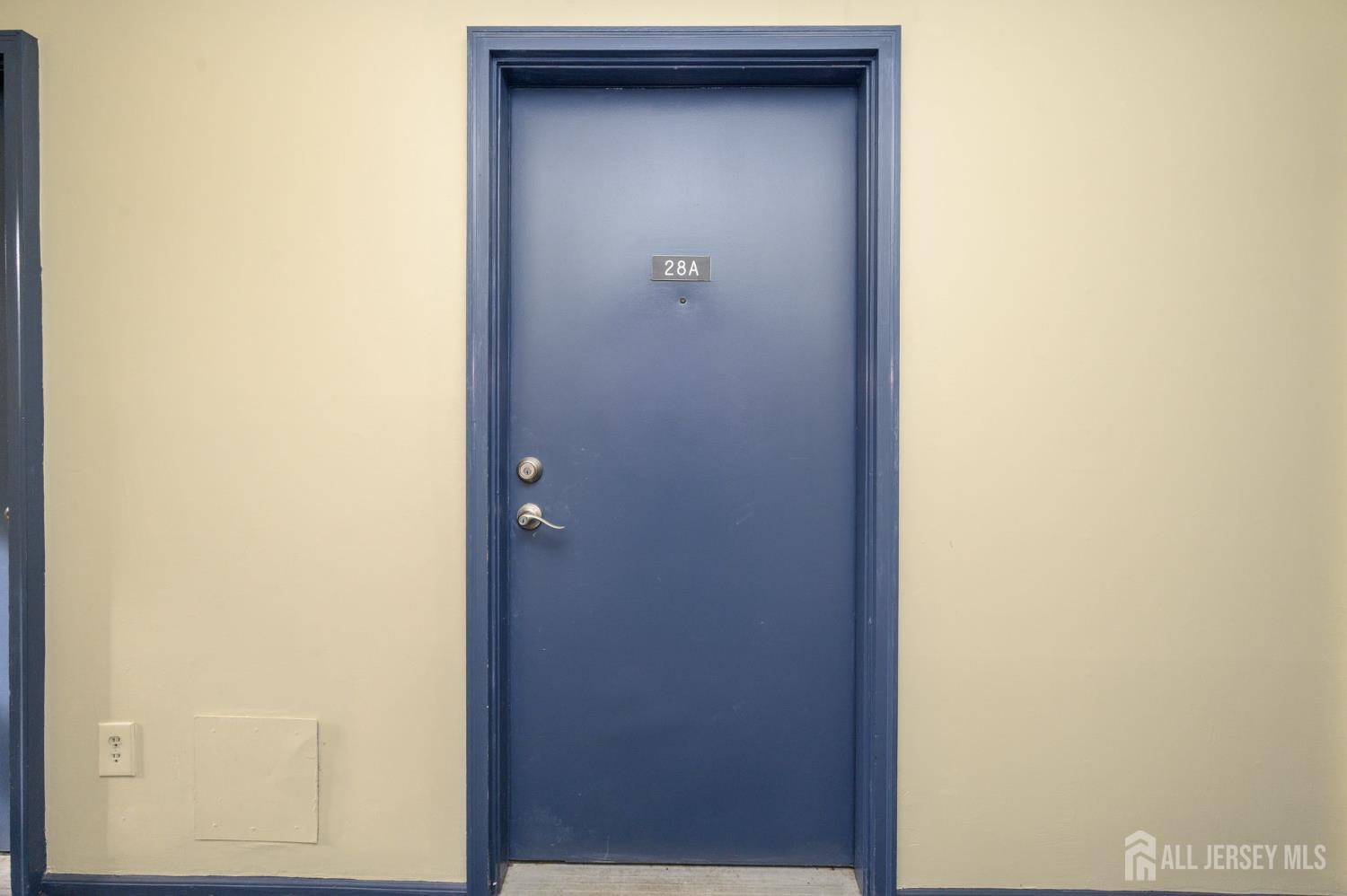 28 Powderhorn Court, Unit A Woodbridge, NJ 07095 - Photo 2 of 26 a view of door