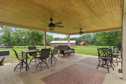 $675,000 | 1108 Lakeview Drive, Ashland City, TN 37015