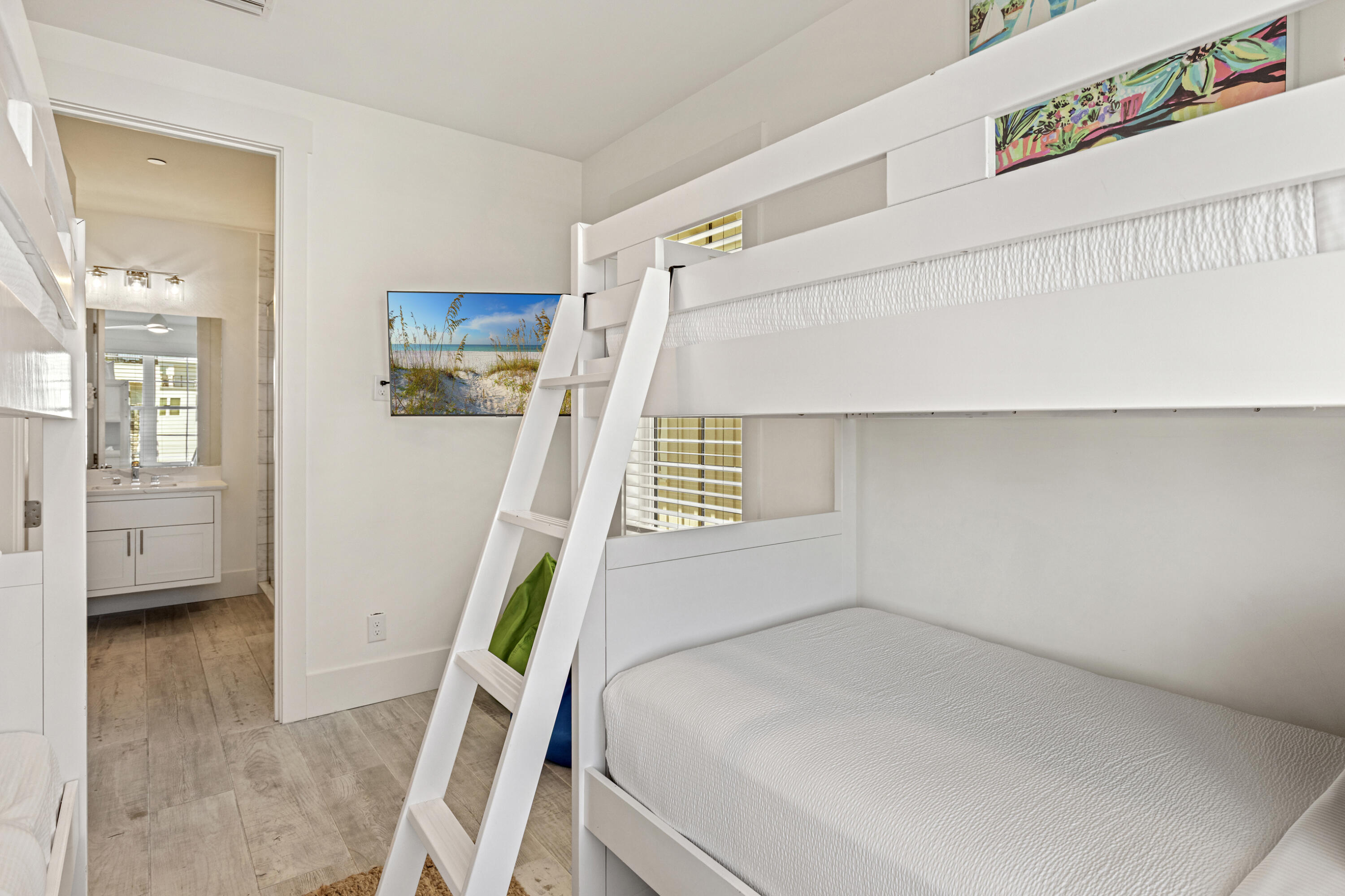 17647 Front Beach Road Panama City Beach, FL 32413 - Photo 38 of 60 Bunk Room