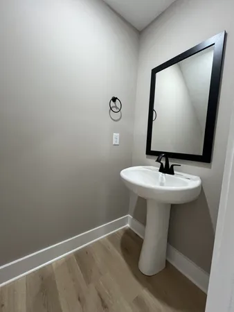 $301,900 | 108 Kingston Court, Oak Grove, KY 42262