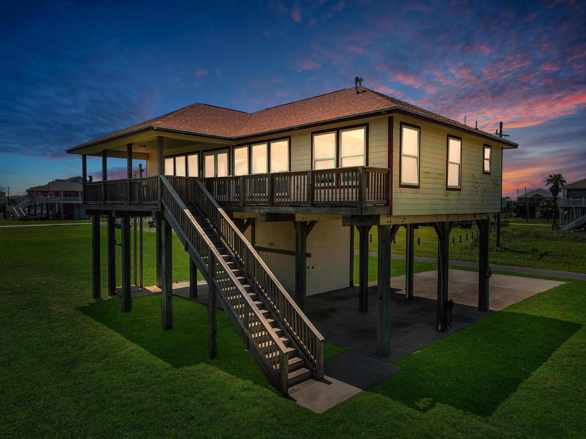2006 Idyle View Crystal Beach, TX 77650 - Photo 1 of 32