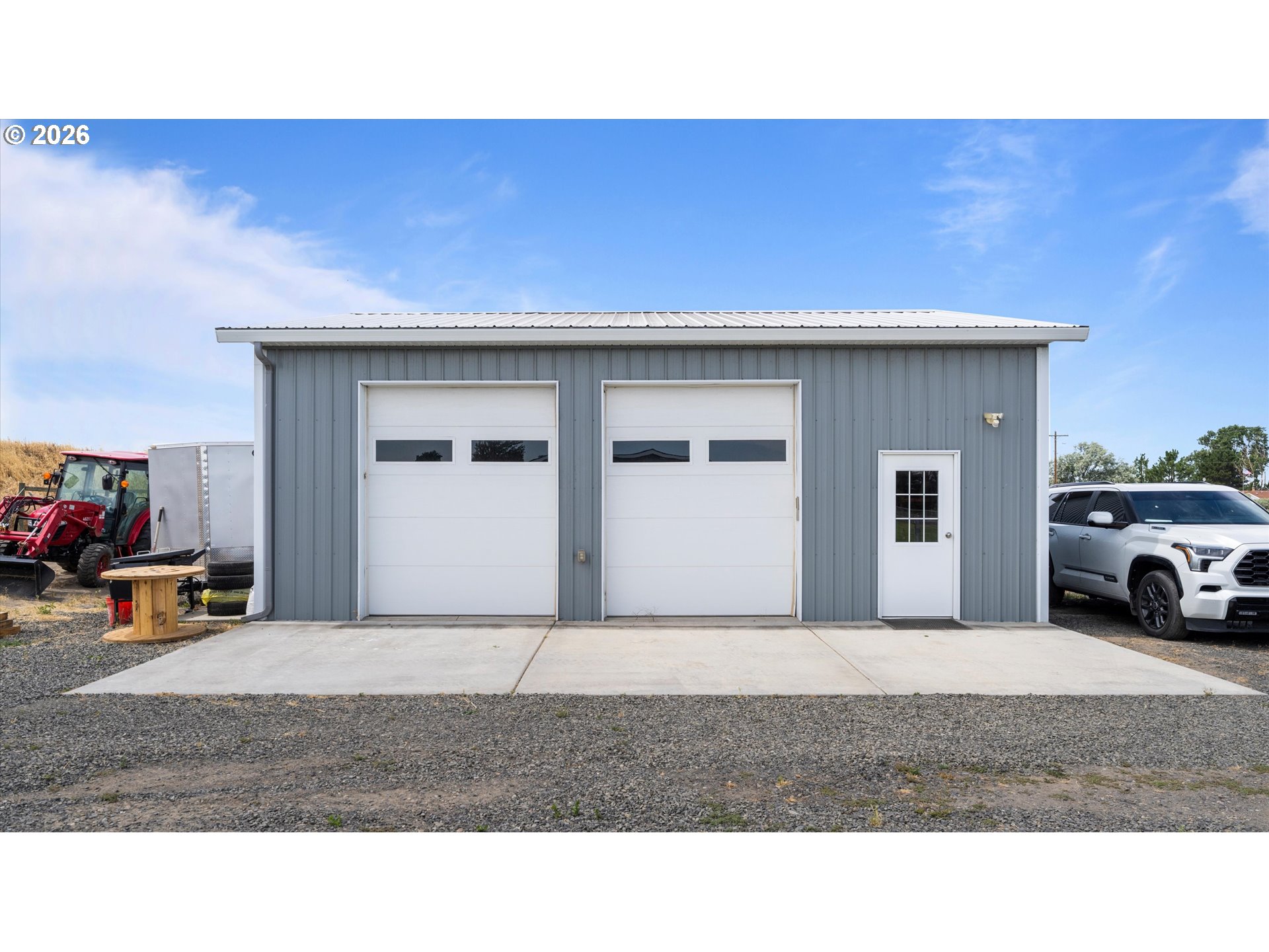 32374 East Loop Road Hermiston, OR 97838 - Photo 9 of 38