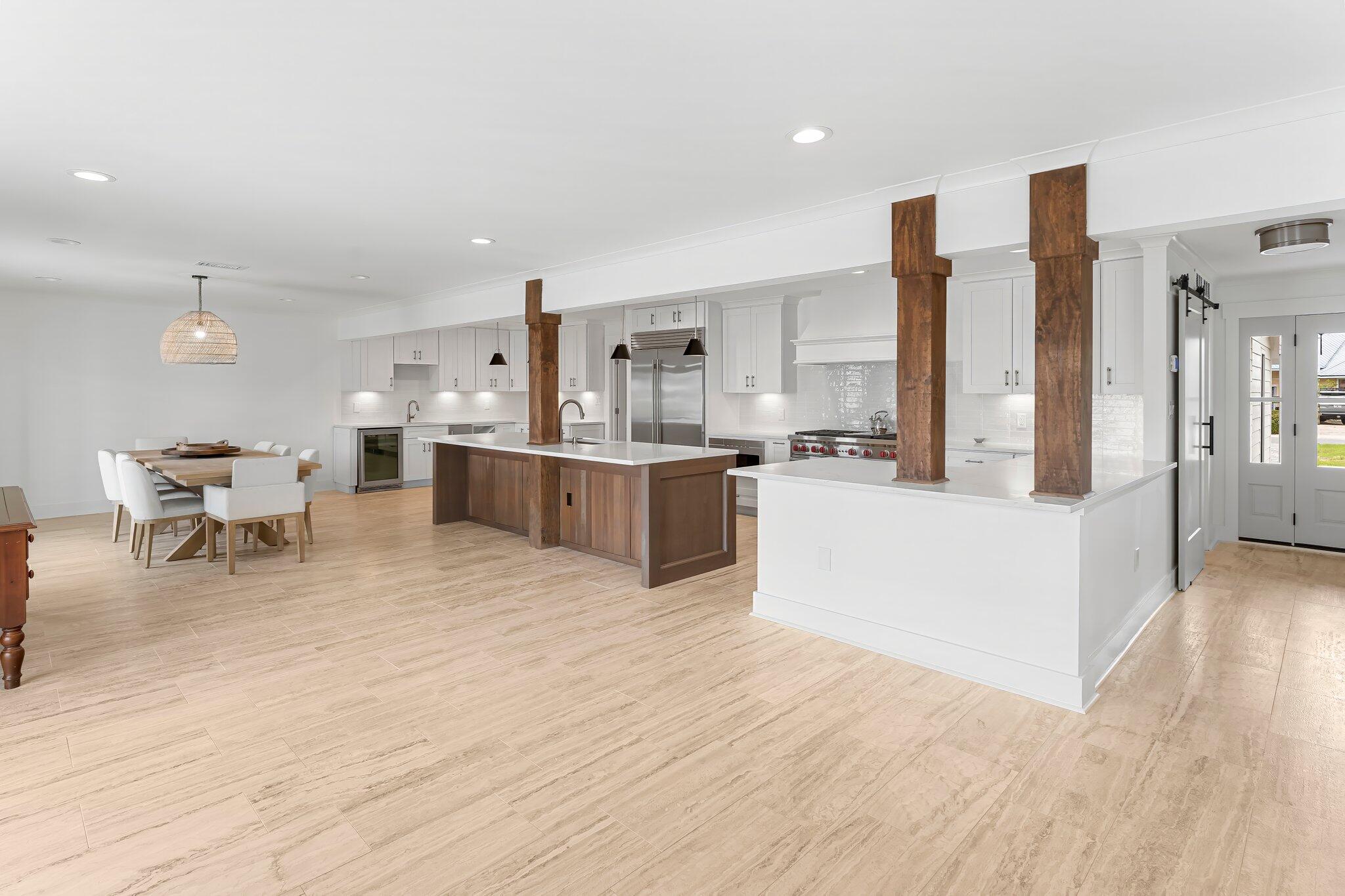20 Norriego Road Destin, FL 32541 - Photo 19 of 62 Dining/Kitchen