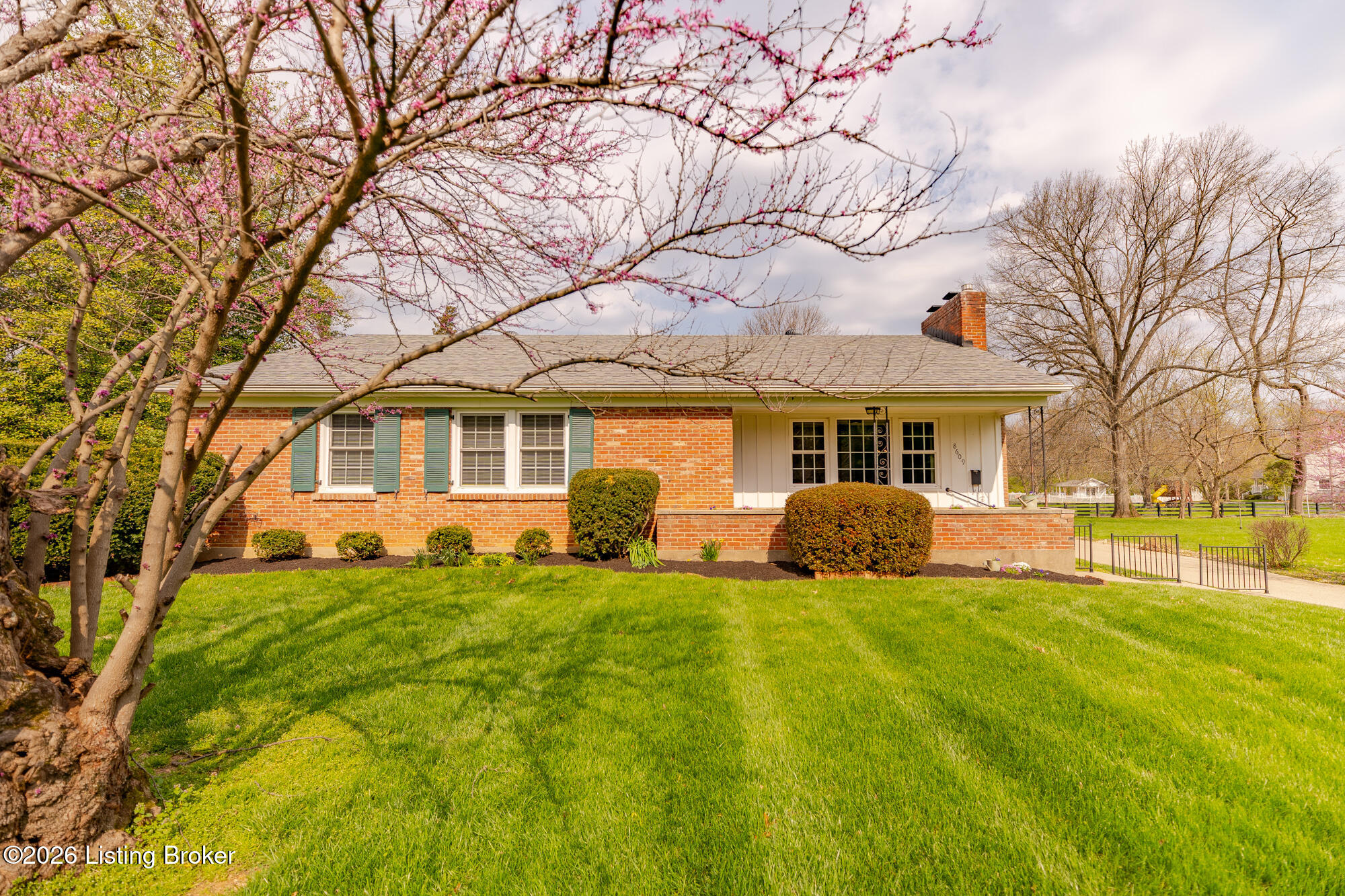 8609 Perry Road Louisville, KY 40222 - Photo 1 of 26 8609 Perry Rd-50