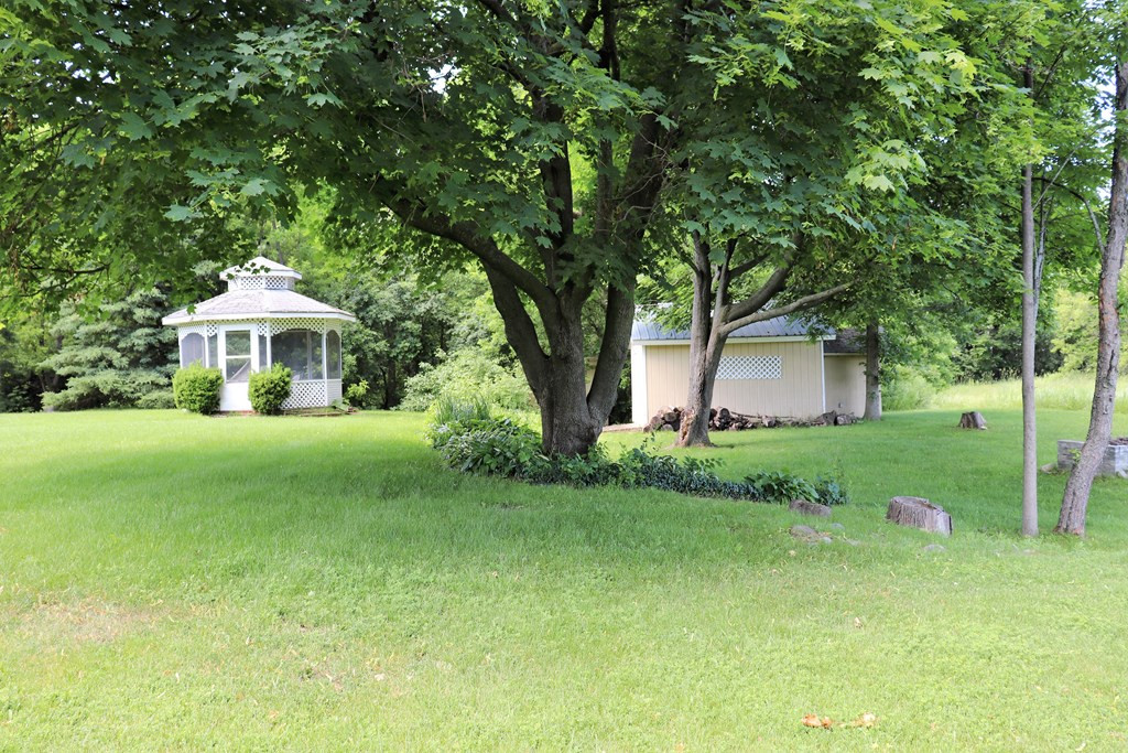 112 Moffitt Road Plattsburgh, NY 12901 - Photo 18 of 19 Gallery Image 18