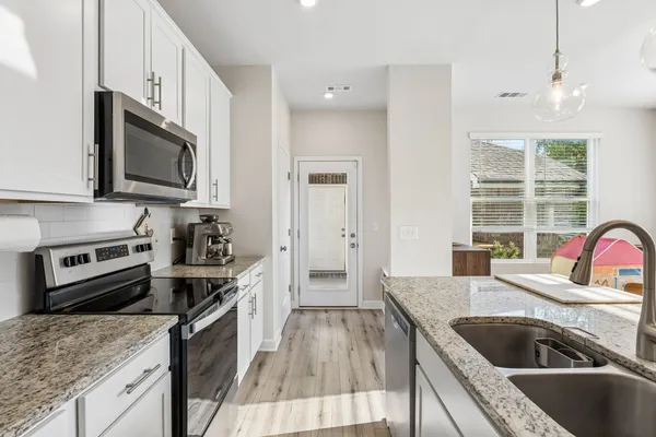 $2,190 | 140 Jackson Alan Drive, Murfreesboro, TN 37130