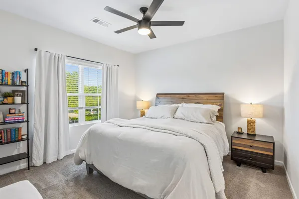 $2,190 | 140 Jackson Alan Drive, Murfreesboro, TN 37130