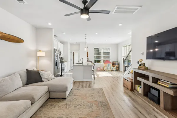 $2,190 | 140 Jackson Alan Drive, Murfreesboro, TN 37130