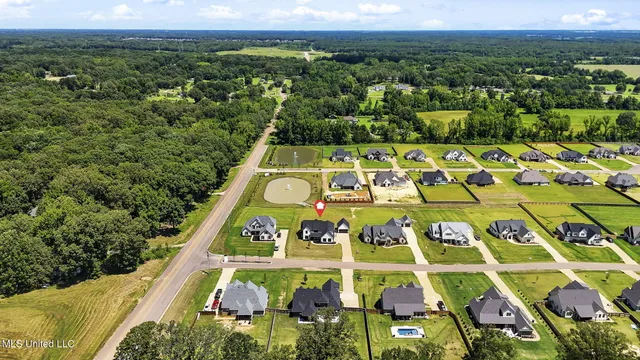 $649,500 | 5042 Camp Crossing, Hernando, MS 38632