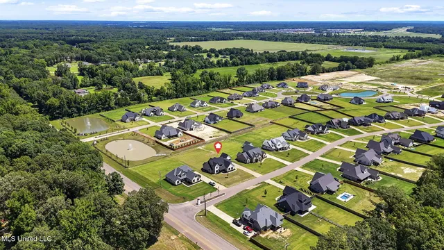 $649,500 | 5042 Camp Crossing, Hernando, MS 38632
