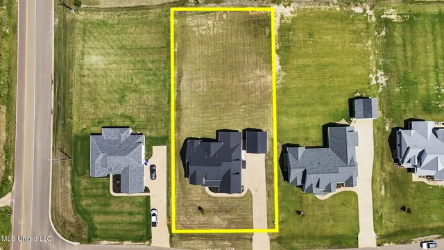 $649,500 | 5042 Camp Crossing, Hernando, MS 38632