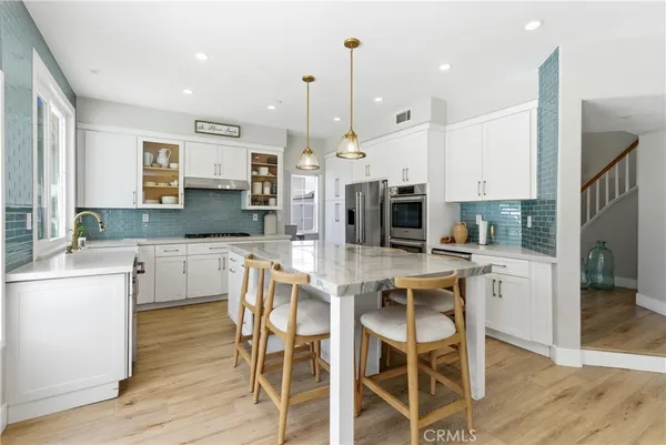$1,799,000 | 2016 Via Vina, San Clemente, CA 92673