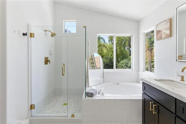 $1,799,000 | 2016 Via Vina, San Clemente, CA 92673