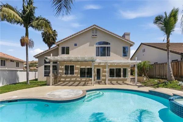 $1,799,000 | 2016 Via Vina, San Clemente, CA 92673