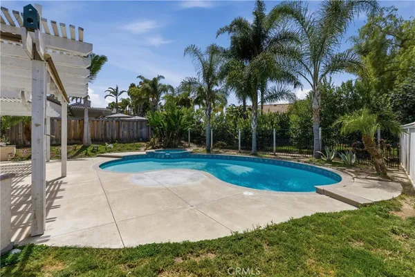 $1,799,000 | 2016 Via Vina, San Clemente, CA 92673
