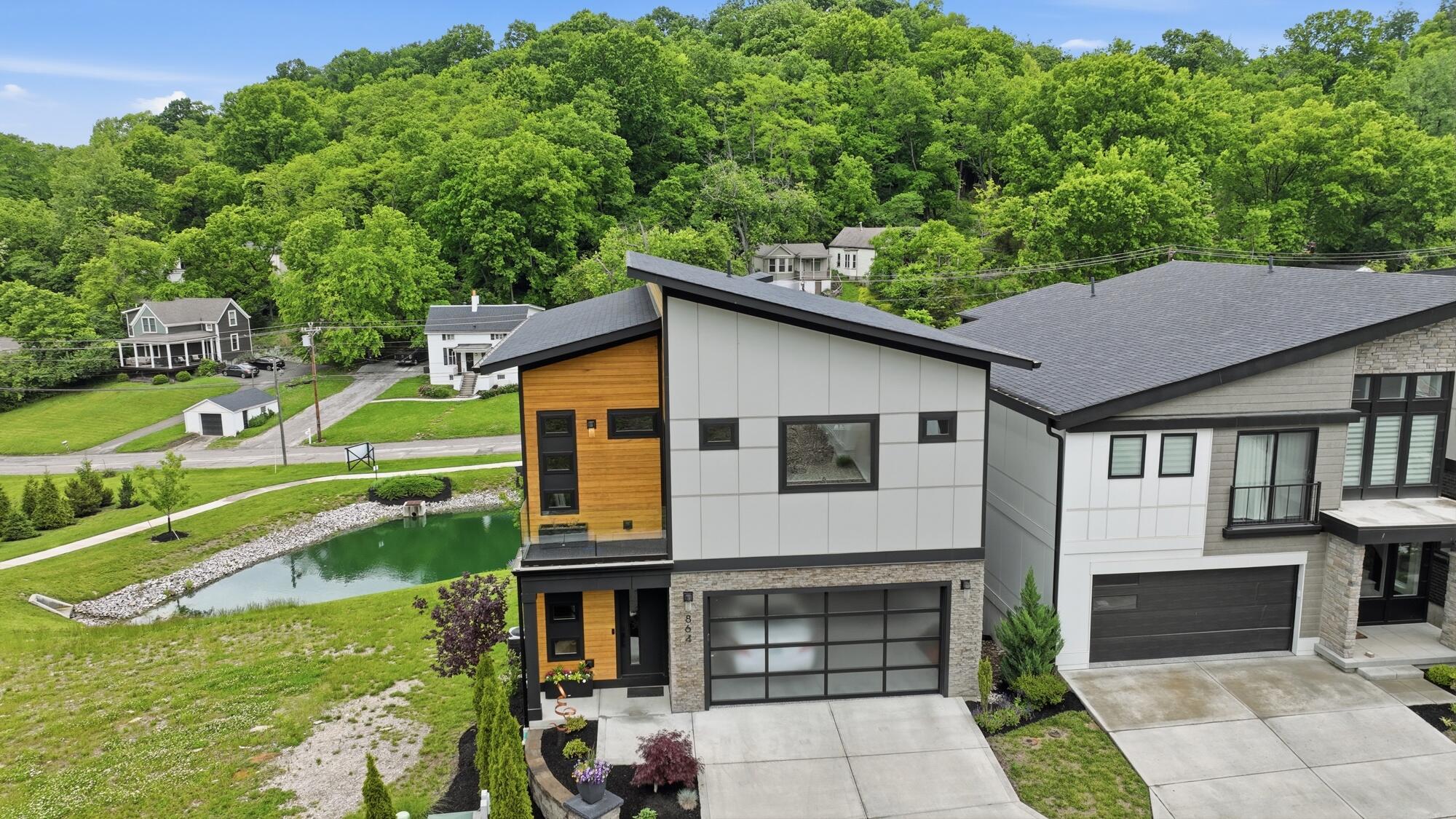 864 BELLE Rdg Loop Bellevue, KY 41073 - Photo 1 of 54