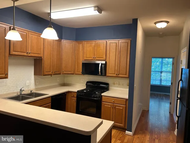 a close view of sink and tap