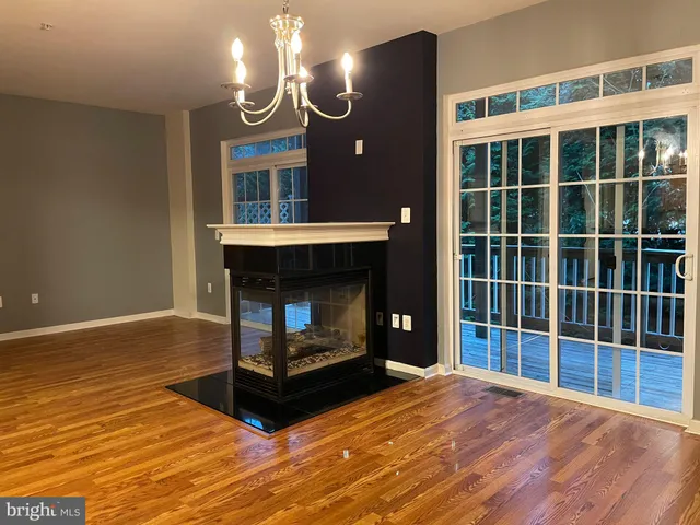 $390,000 | 13953 Hollow Wind Way, Woodbridge, VA 22191