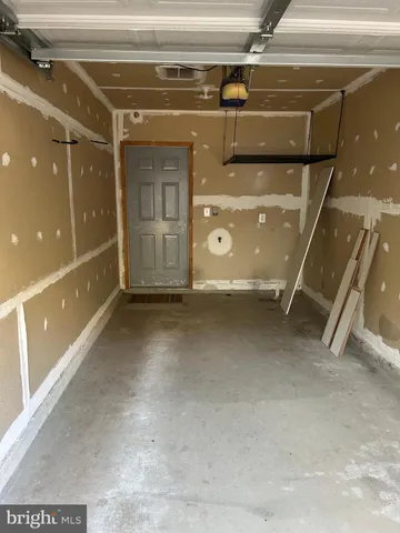 $390,000 | 13953 Hollow Wind Way, Woodbridge, VA 22191