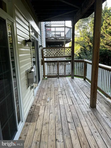 $390,000 | 13953 Hollow Wind Way, Woodbridge, VA 22191