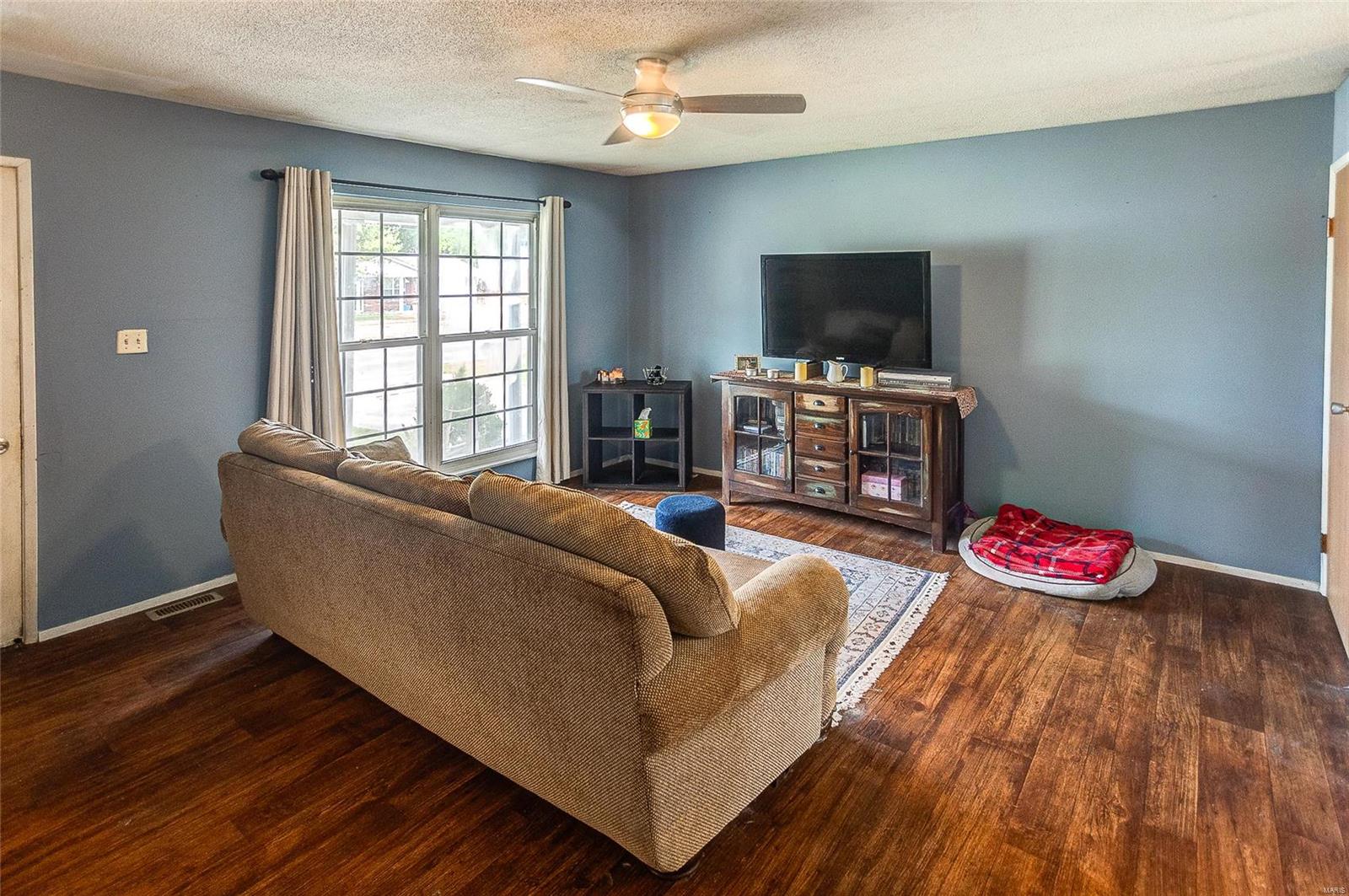 1014 West County Road Jerseyville, IL 62052 - Photo 8 of 23 Gallery Image 8