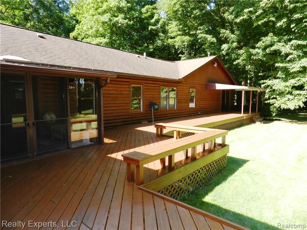 9400 Whittaker Road Ypsilanti, MI 48197 - Photo 32 of 45 EXPANSIVE DECKING