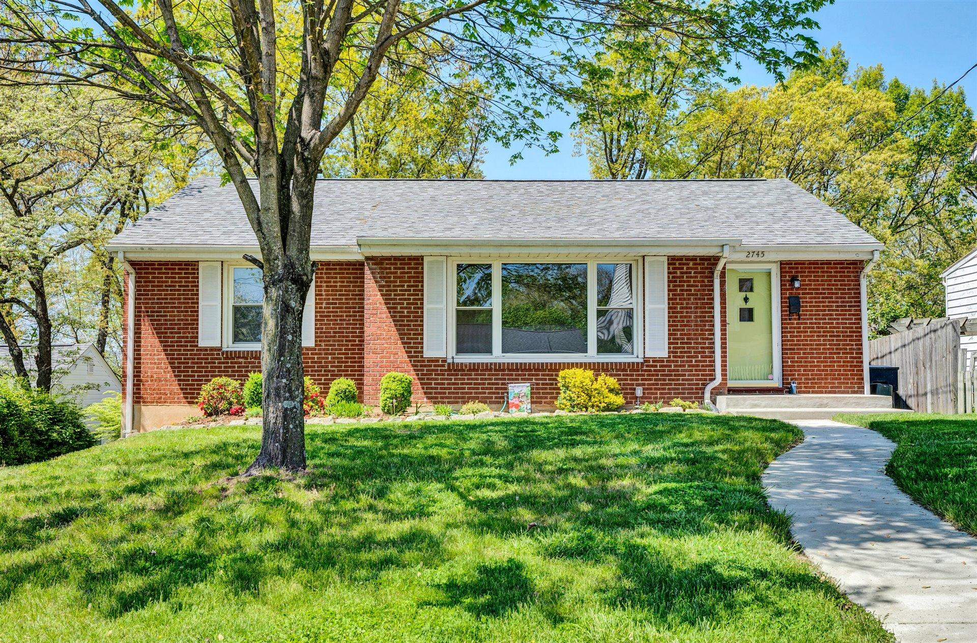 2745 Tillett Road Southwest Roanoke, VA 24015 - Photo 1 of 21 Ranch in Raleigh Court