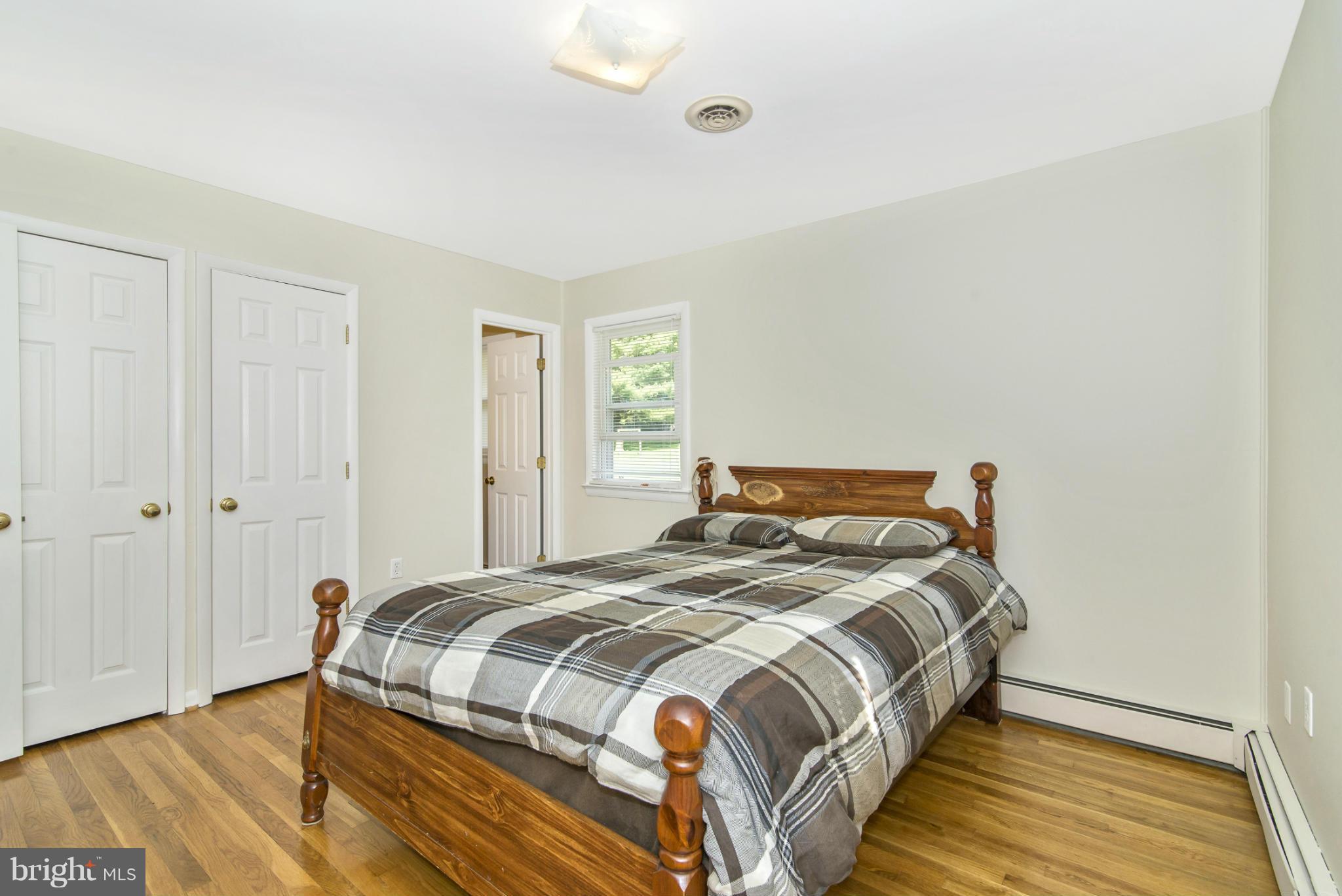 6103 Ravenwood Road Mount Airy, MD 21771 - Photo 13 of 26 Master