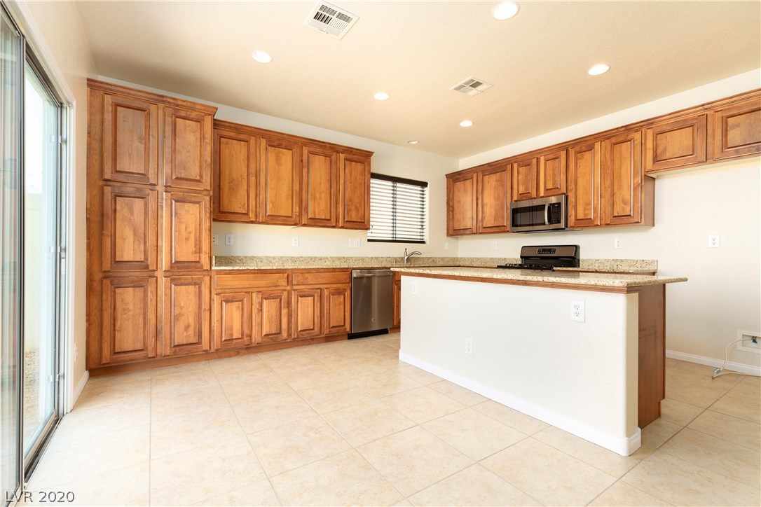 9048 Winchester Ridge Street Las Vegas, NV 89139 - Photo 16 of 36