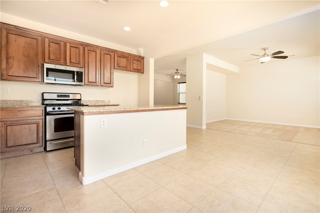 9048 Winchester Ridge Street Las Vegas, NV 89139 - Photo 17 of 36