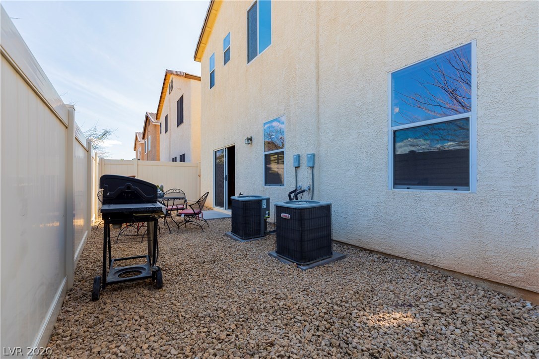 9048 Winchester Ridge Street Las Vegas, NV 89139 - Photo 35 of 36