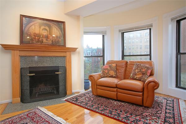 23 Bay State Road, Unit 6 Boston, MA 02215 - Photo 3 of 6 Gallery Image 3