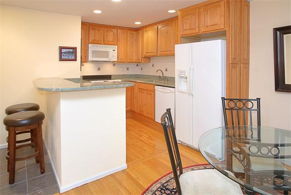 23 Bay State Road, Unit 6 Boston, MA 02215 - Photo 5 of 6 Gallery Image 5