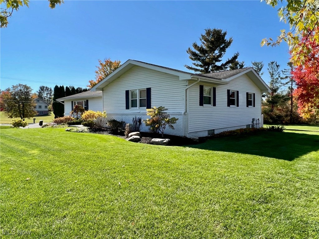 12380 Bean Road Chardon, OH 44024 - Photo 39 of 44