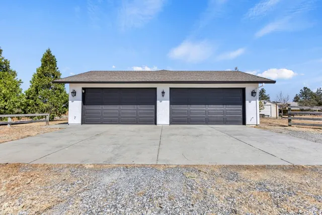 $705,000 | 6048 Amos Lane, Valley Springs, CA 95252