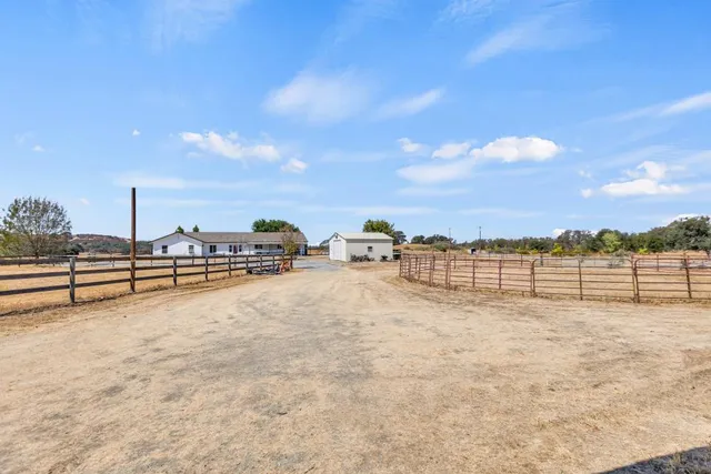 $705,000 | 6048 Amos Lane, Valley Springs, CA 95252